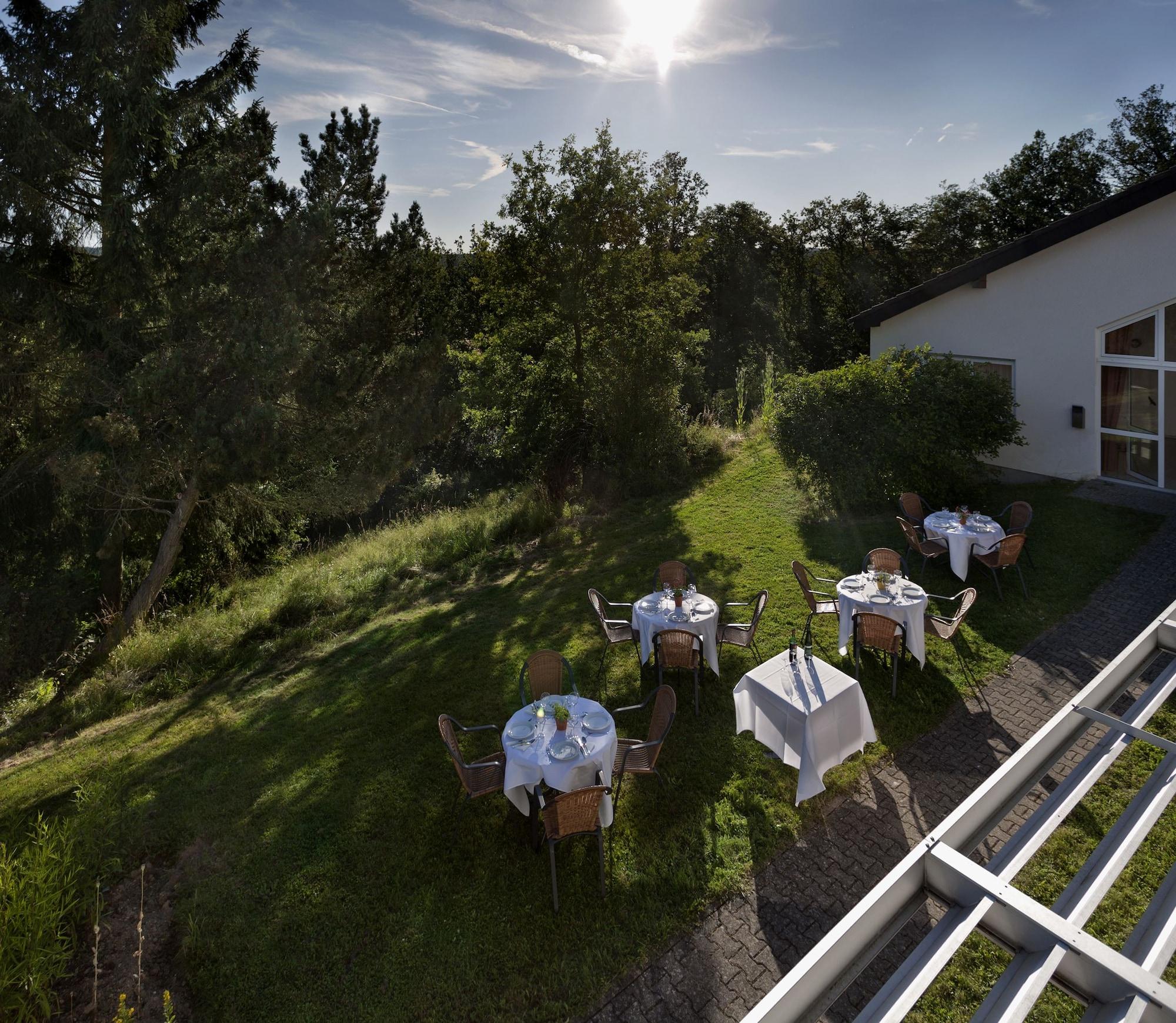 Landhotel Karrenberg Kirchberg an der Jagst Εξωτερικό φωτογραφία