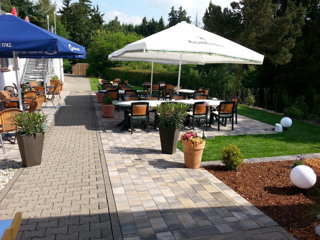 Landhotel Karrenberg Kirchberg an der Jagst Εξωτερικό φωτογραφία
