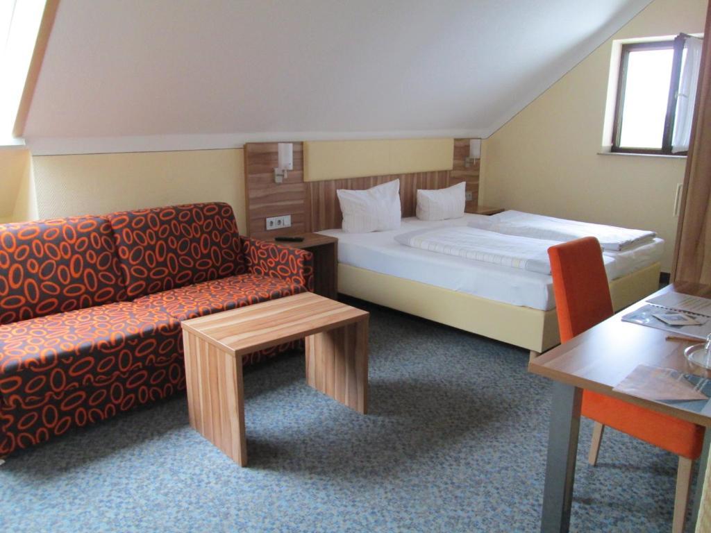 Landhotel Karrenberg Kirchberg an der Jagst Δωμάτιο φωτογραφία