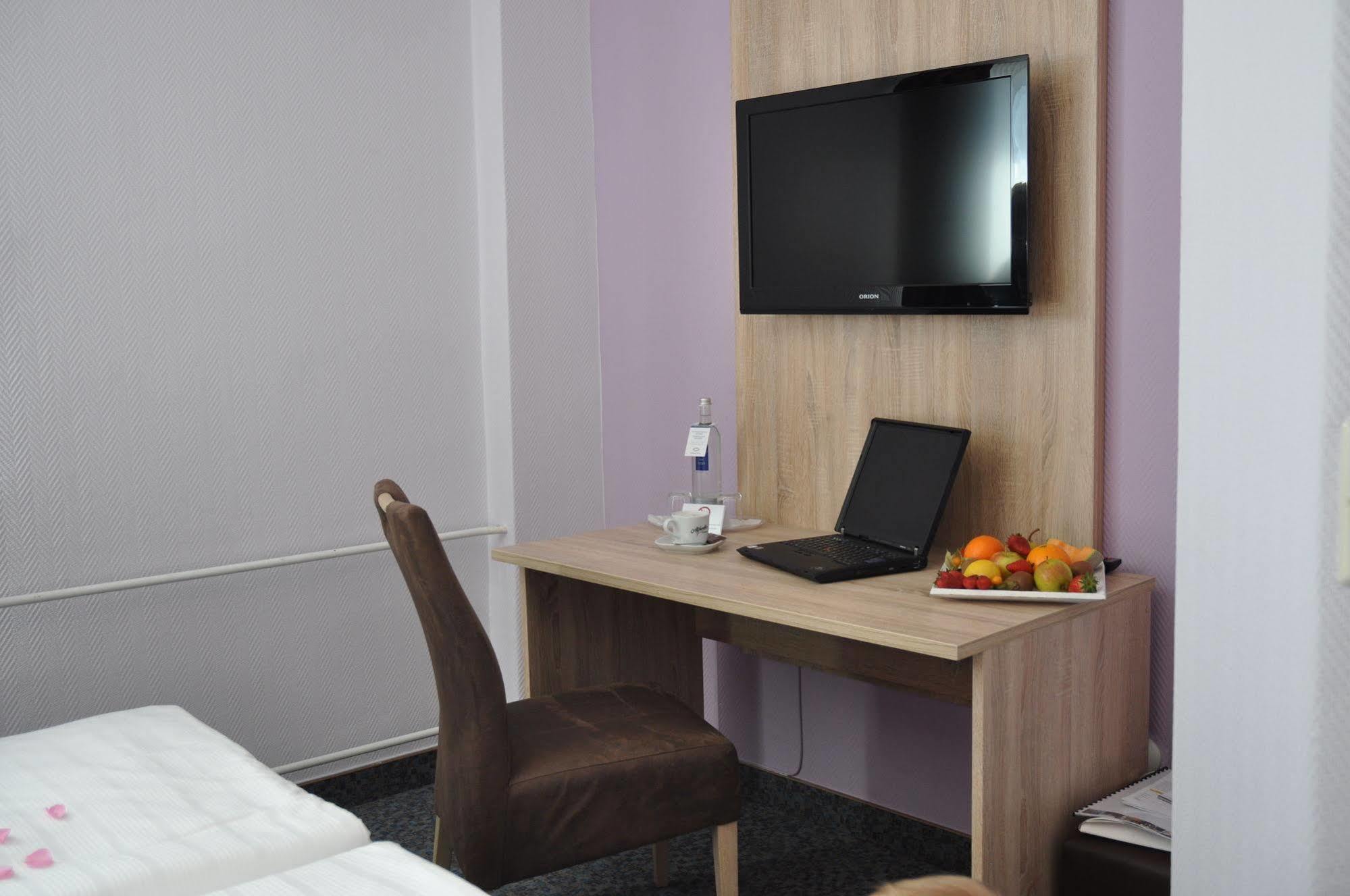 Landhotel Karrenberg Kirchberg an der Jagst Εξωτερικό φωτογραφία