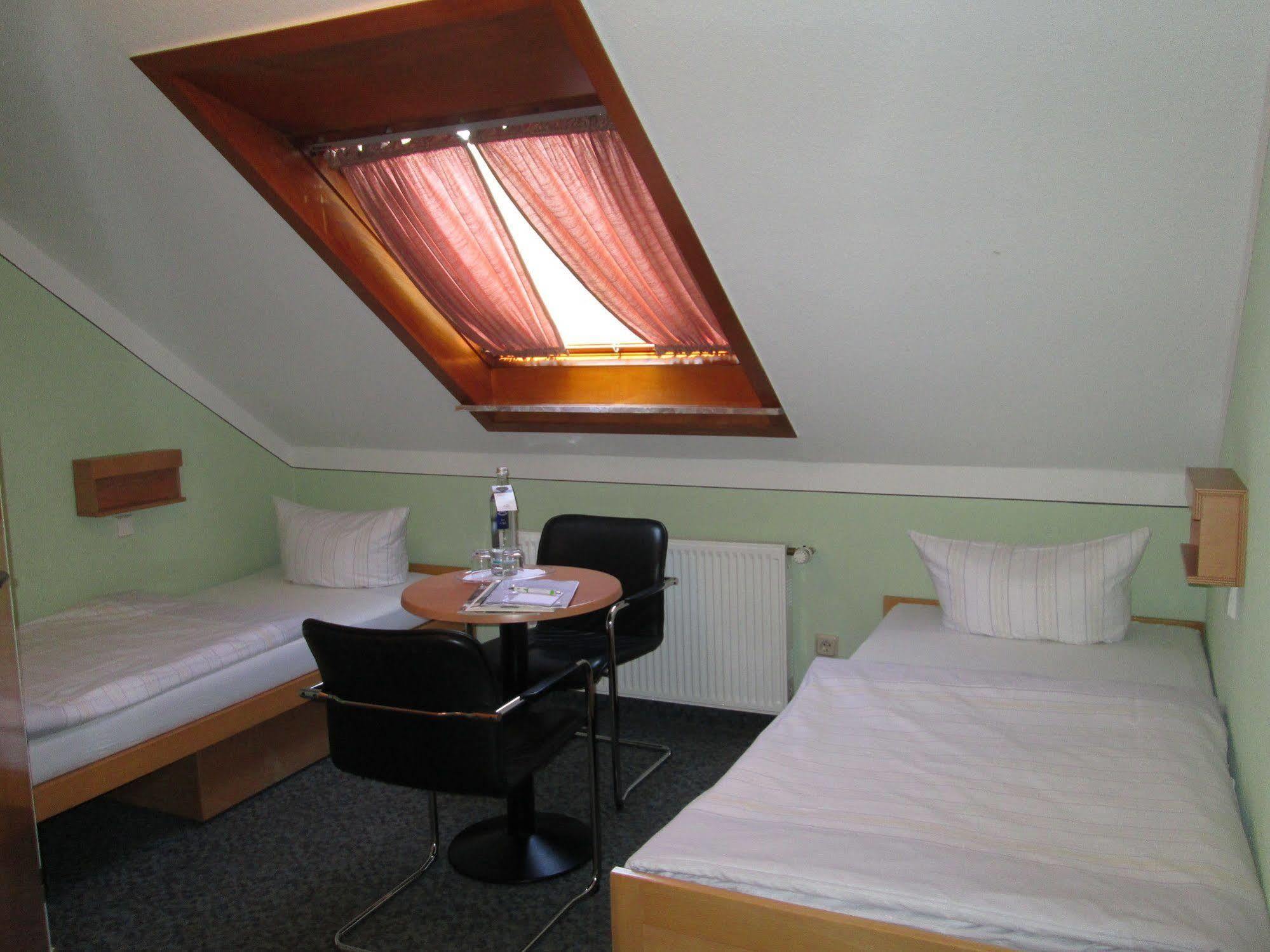 Landhotel Karrenberg Kirchberg an der Jagst Εξωτερικό φωτογραφία